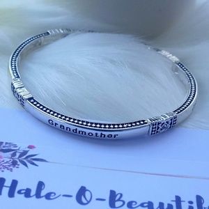 LAST ONE!!! Grandmother stretch bracelet